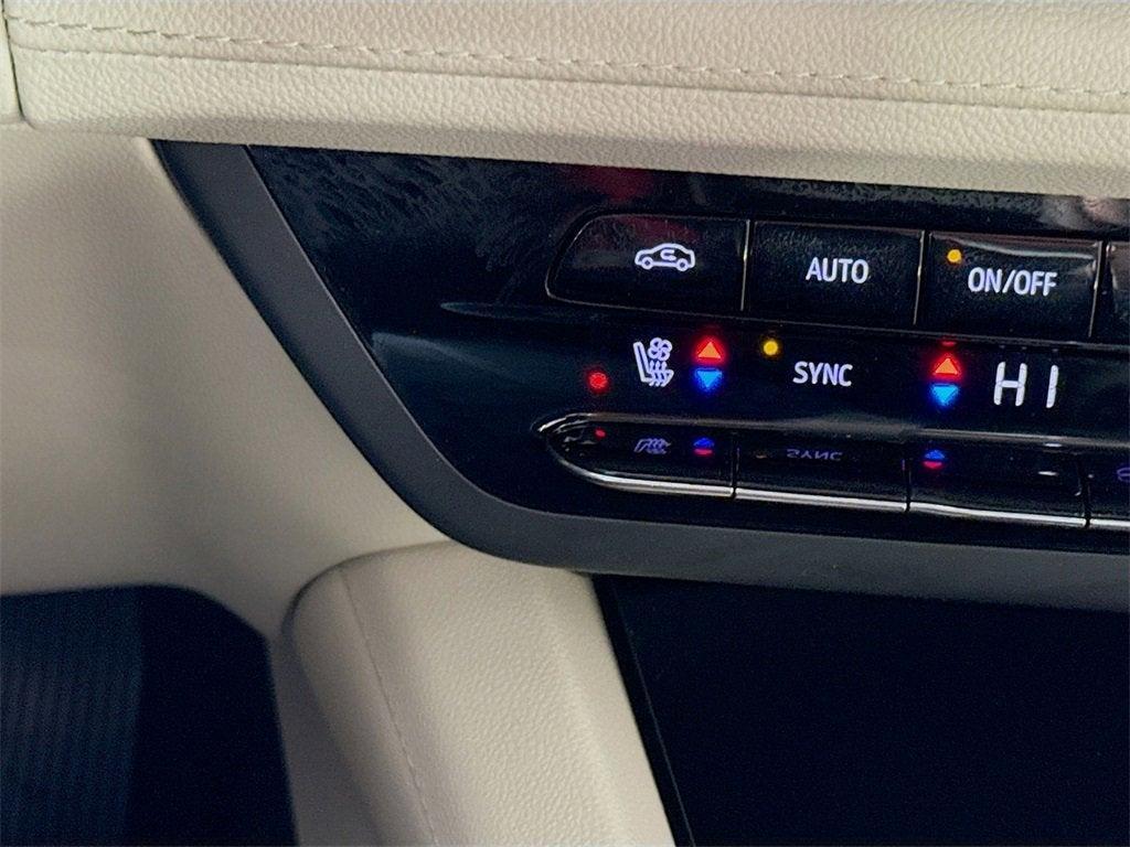 used 2023 Buick Envision car, priced at $30,699