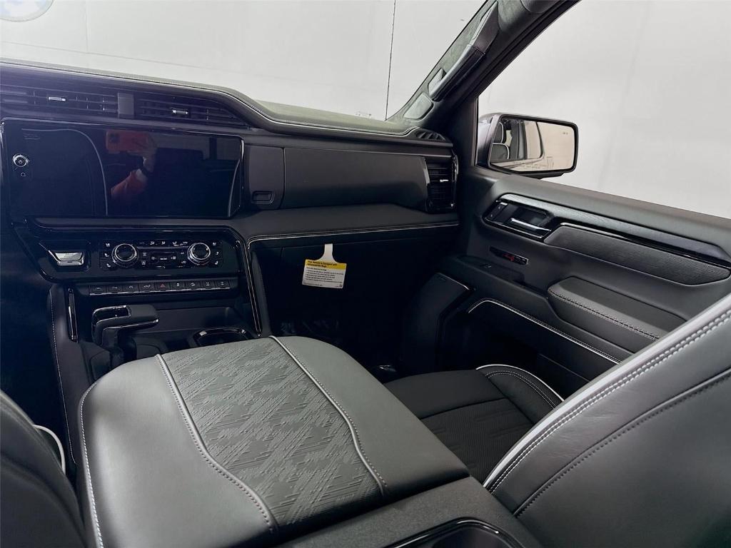 new 2026 GMC Sierra 1500 car, priced at $77,665