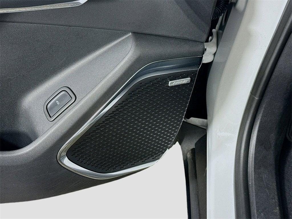 used 2025 GMC Acadia car, priced at $33,997