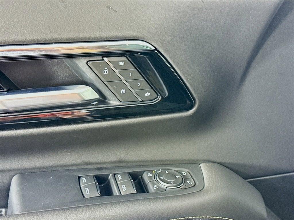 new 2025 Chevrolet Suburban car, priced at $82,122