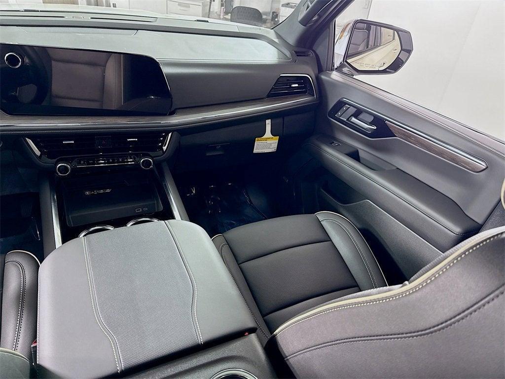 new 2025 Chevrolet Suburban car, priced at $82,122