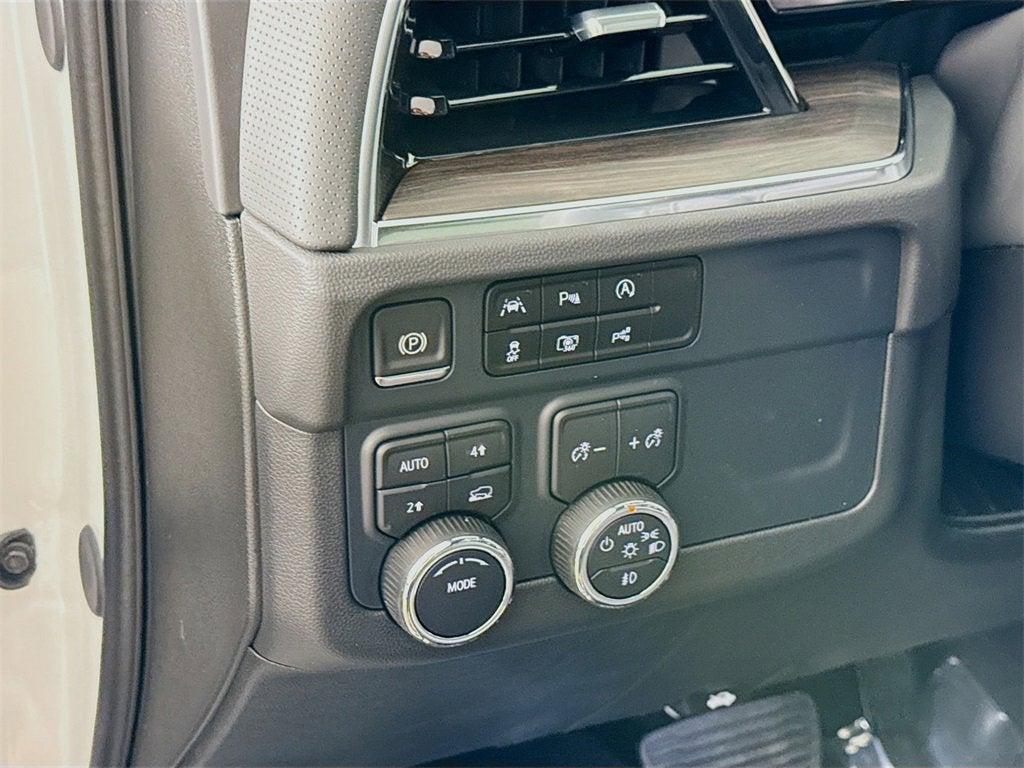 new 2025 Chevrolet Suburban car, priced at $82,122