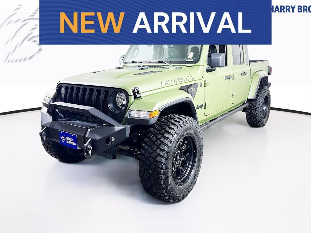 used 2022 Jeep Gladiator car, priced at $35,997