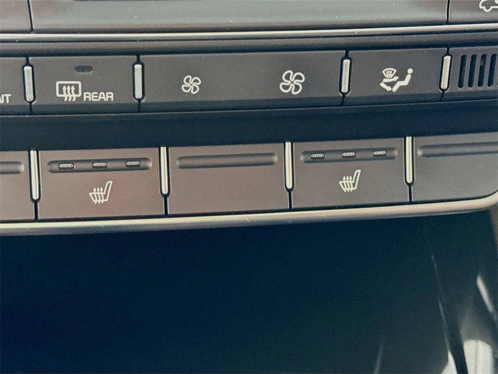 used 2019 Kia Sorento car, priced at $13,397