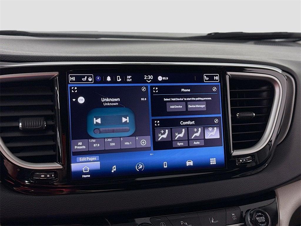 used 2024 Chrysler Pacifica car, priced at $27,597