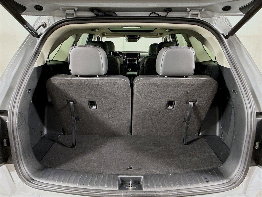 used 2023 Kia Sorento car, priced at $28,997