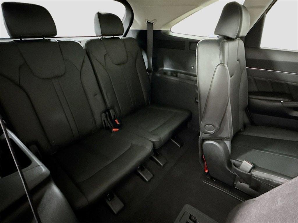 used 2023 Kia Sorento car, priced at $28,997