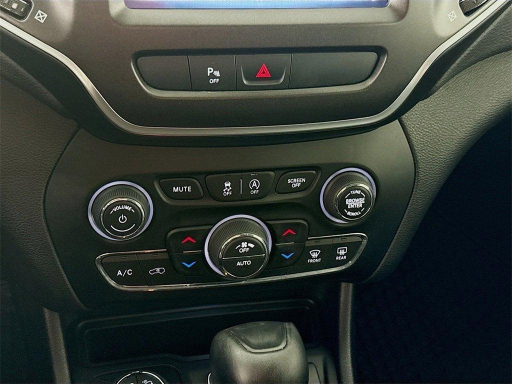 used 2020 Jeep Cherokee car, priced at $17,997