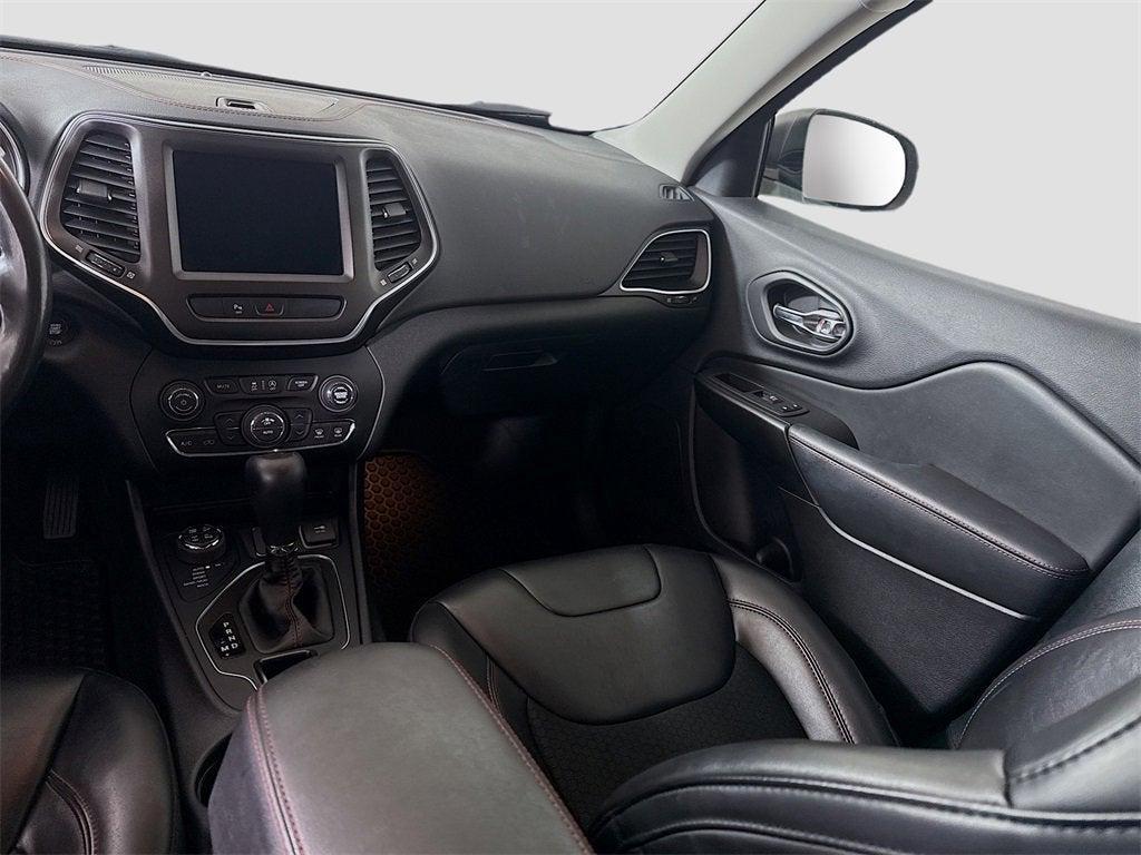 used 2020 Jeep Cherokee car, priced at $17,997