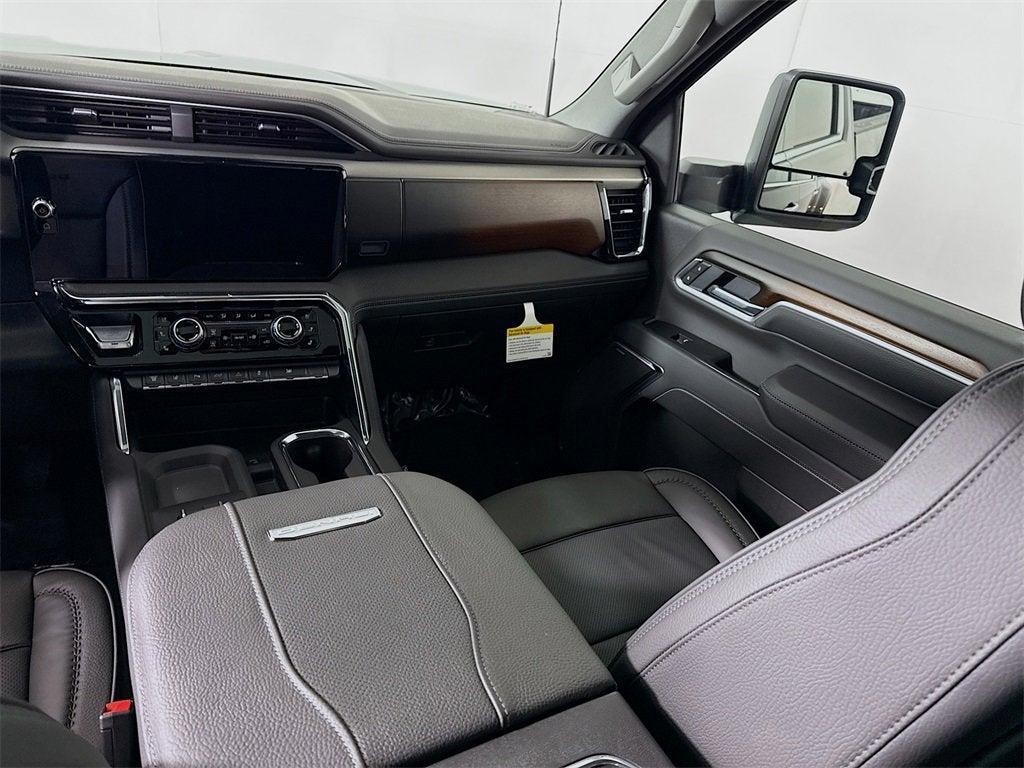 new 2026 GMC Sierra 3500 car, priced at $90,352