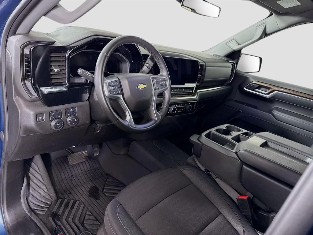 used 2024 Chevrolet Silverado 1500 car, priced at $40,997