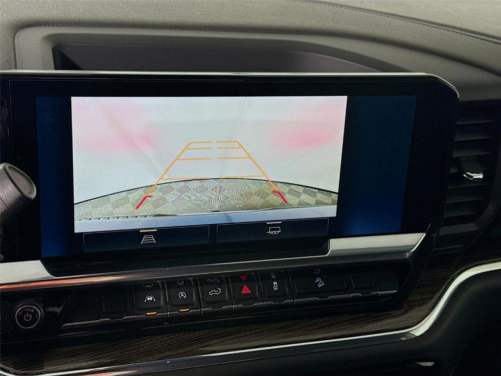 used 2024 Chevrolet Silverado 1500 car, priced at $40,997