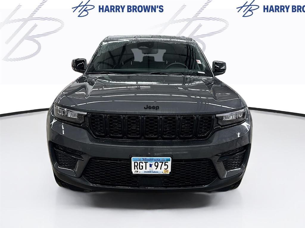 used 2022 Jeep Grand Cherokee car, priced at $29,497