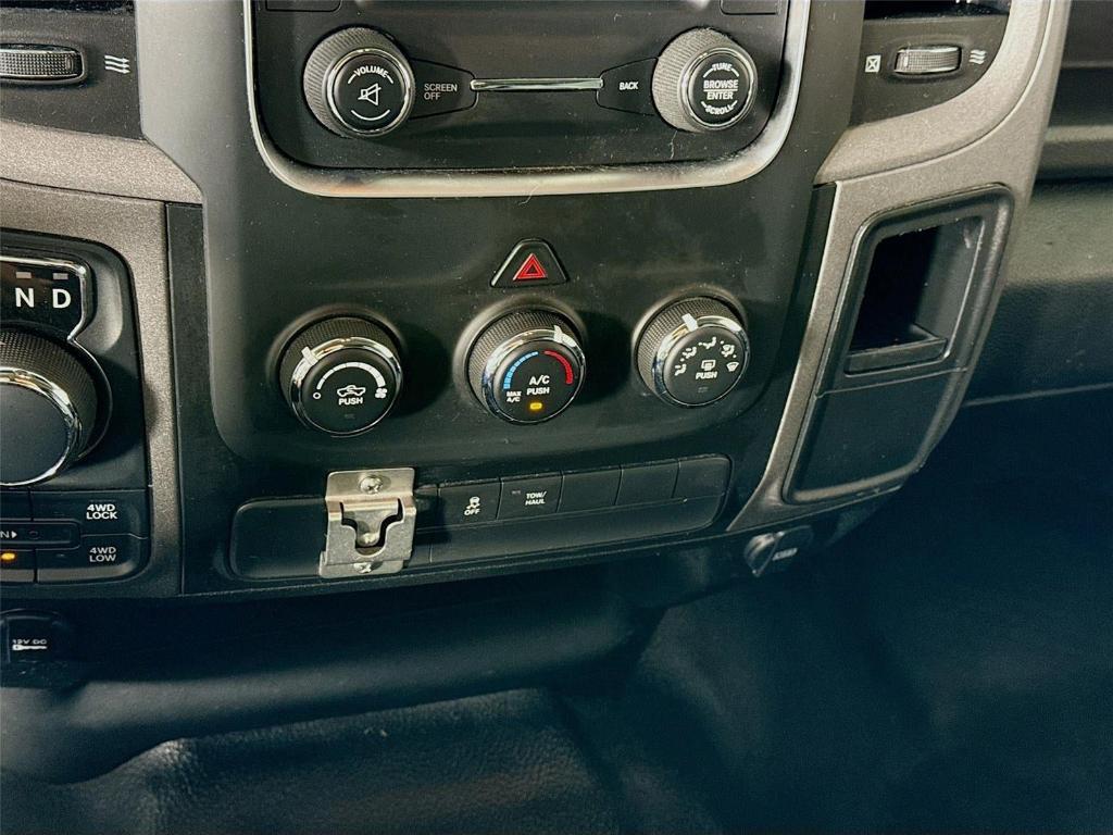 used 2020 Ram 1500 Classic car, priced at $18,997