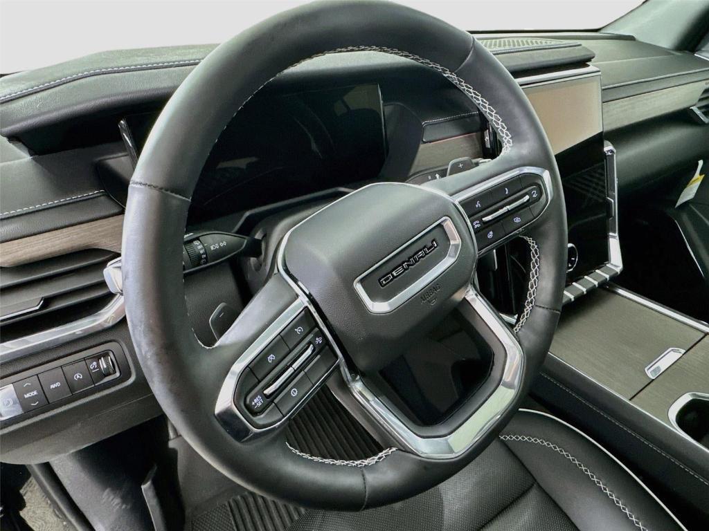 used 2024 GMC Acadia car, priced at $45,997