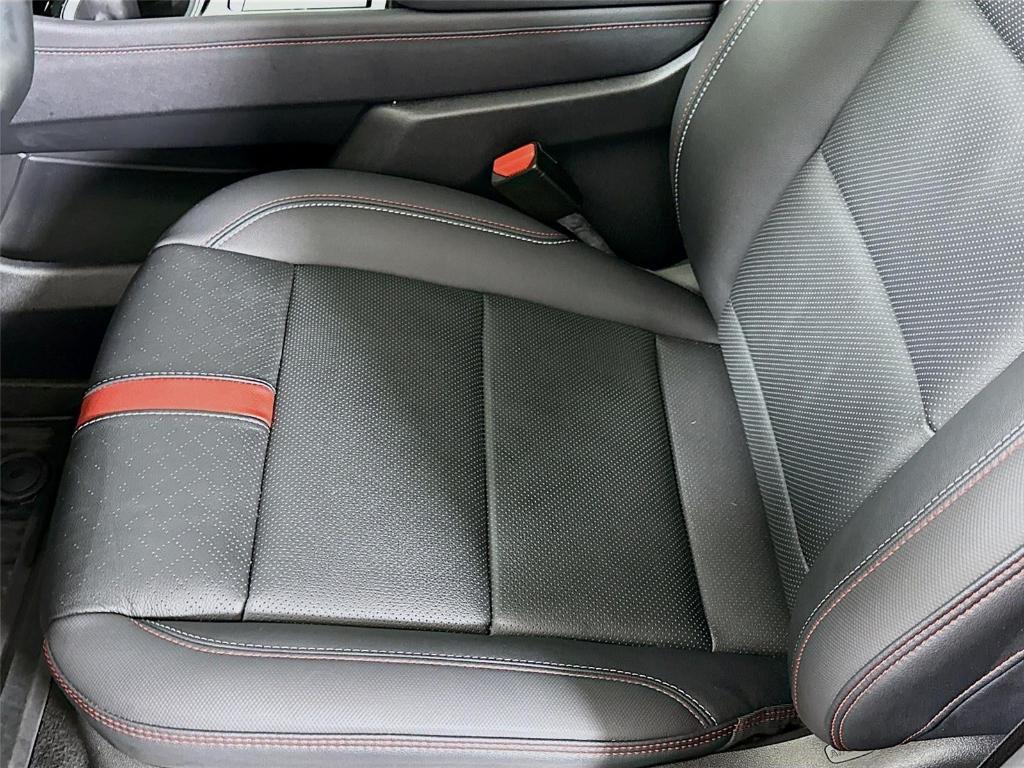 used 2024 Chevrolet Traverse car, priced at $48,397