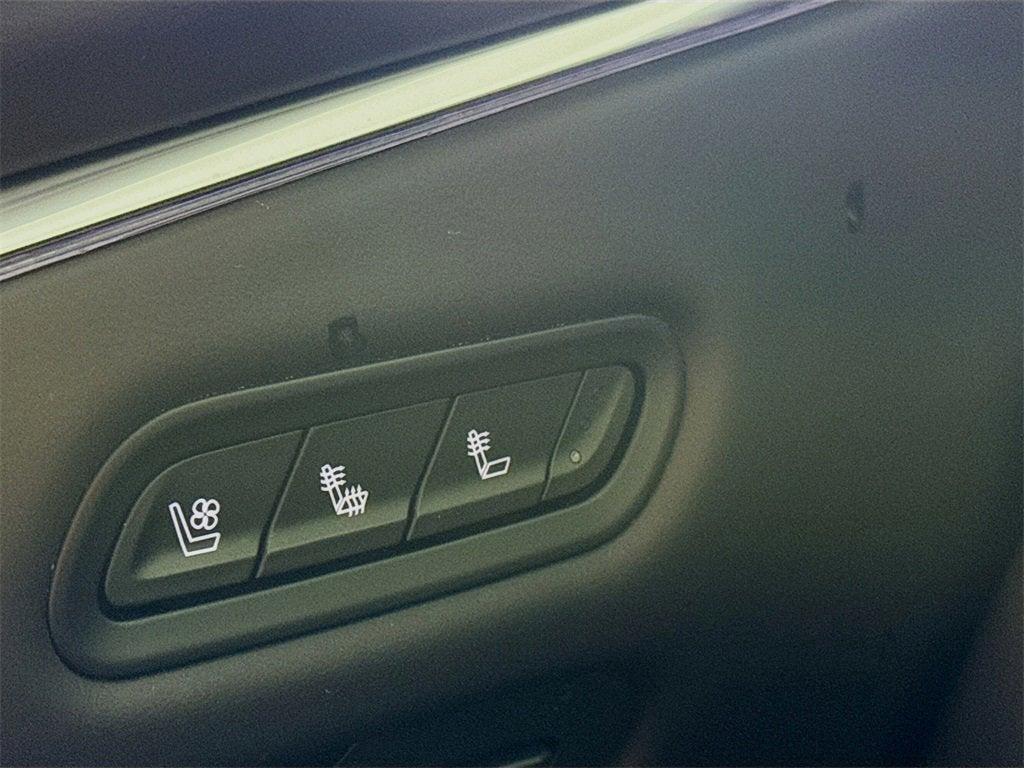 used 2021 Cadillac Escalade car, priced at $53,997