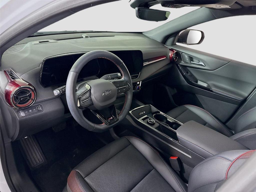 used 2025 Chevrolet Equinox car, priced at $29,499