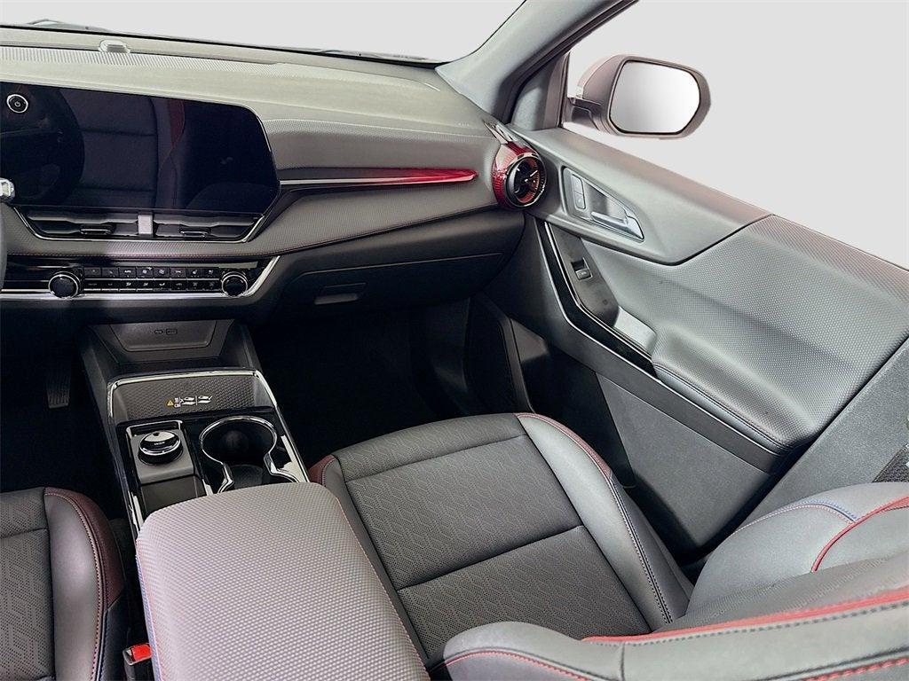 used 2025 Chevrolet Equinox car, priced at $31,597