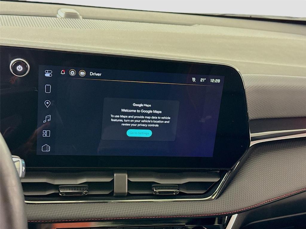 used 2025 Chevrolet Equinox car, priced at $29,499