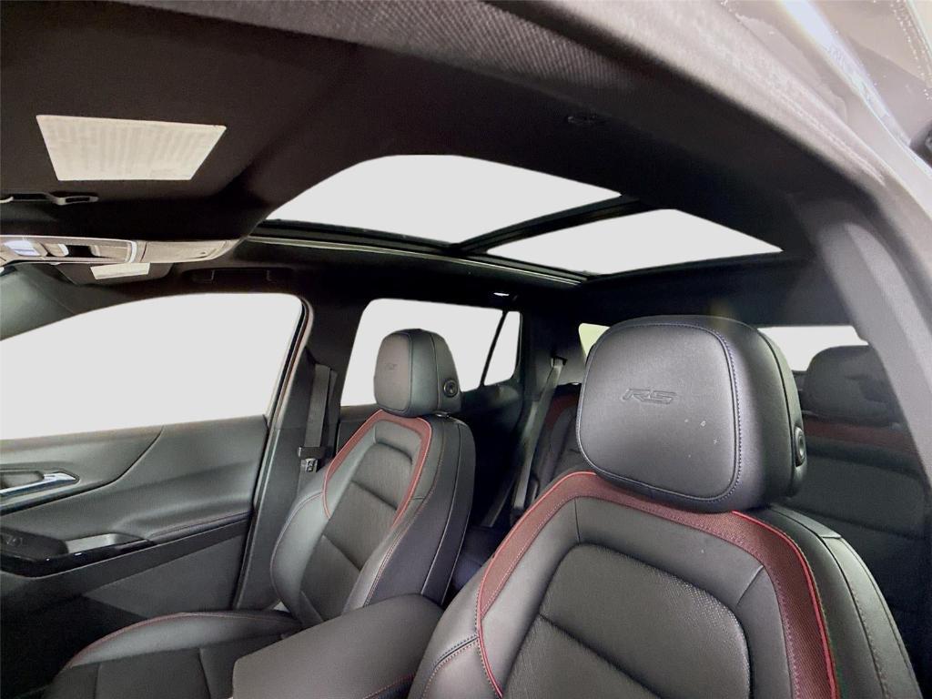 used 2025 Chevrolet Equinox car, priced at $29,499