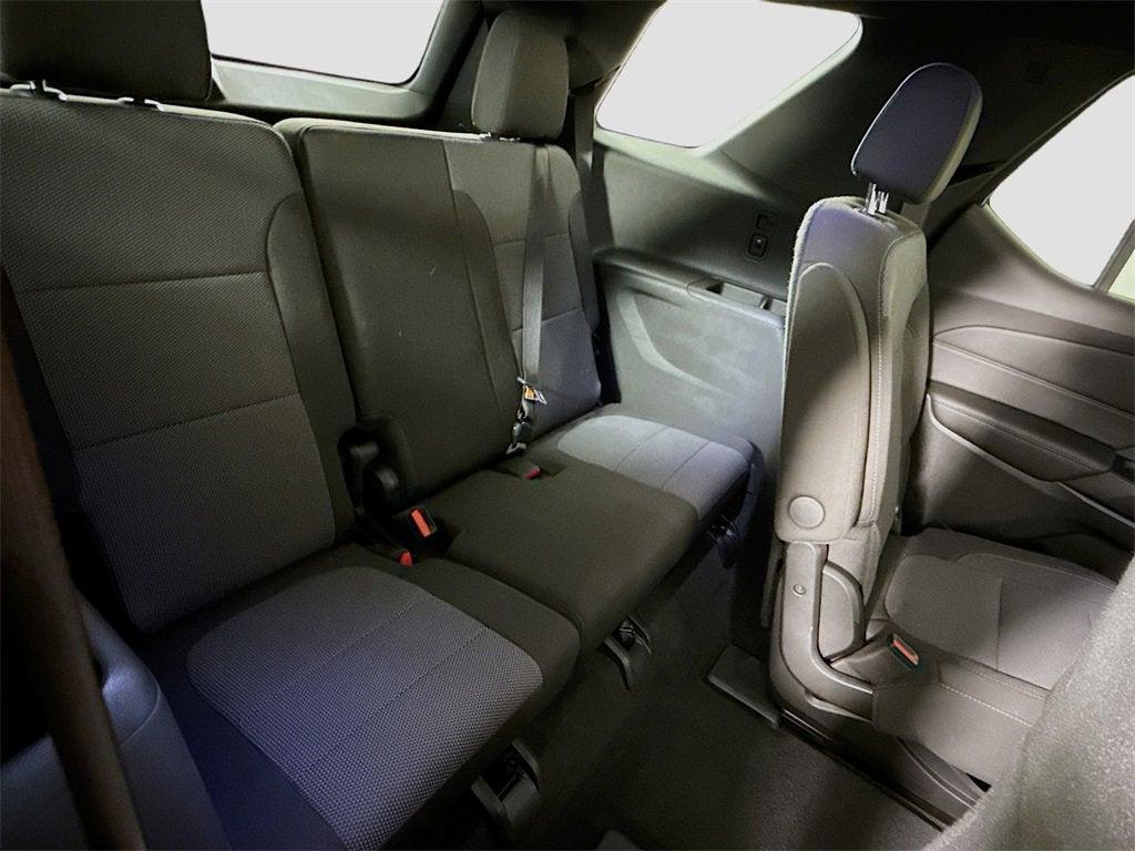 used 2023 Chevrolet Traverse car, priced at $32,397