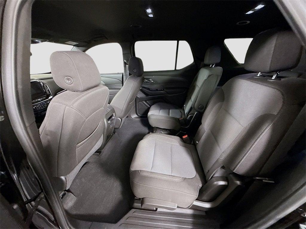 used 2023 Chevrolet Traverse car, priced at $32,397
