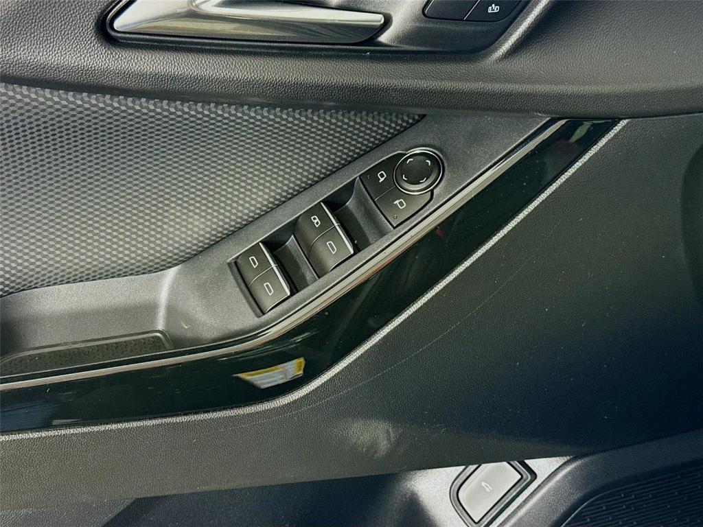 new 2026 Chevrolet Equinox car, priced at $38,399