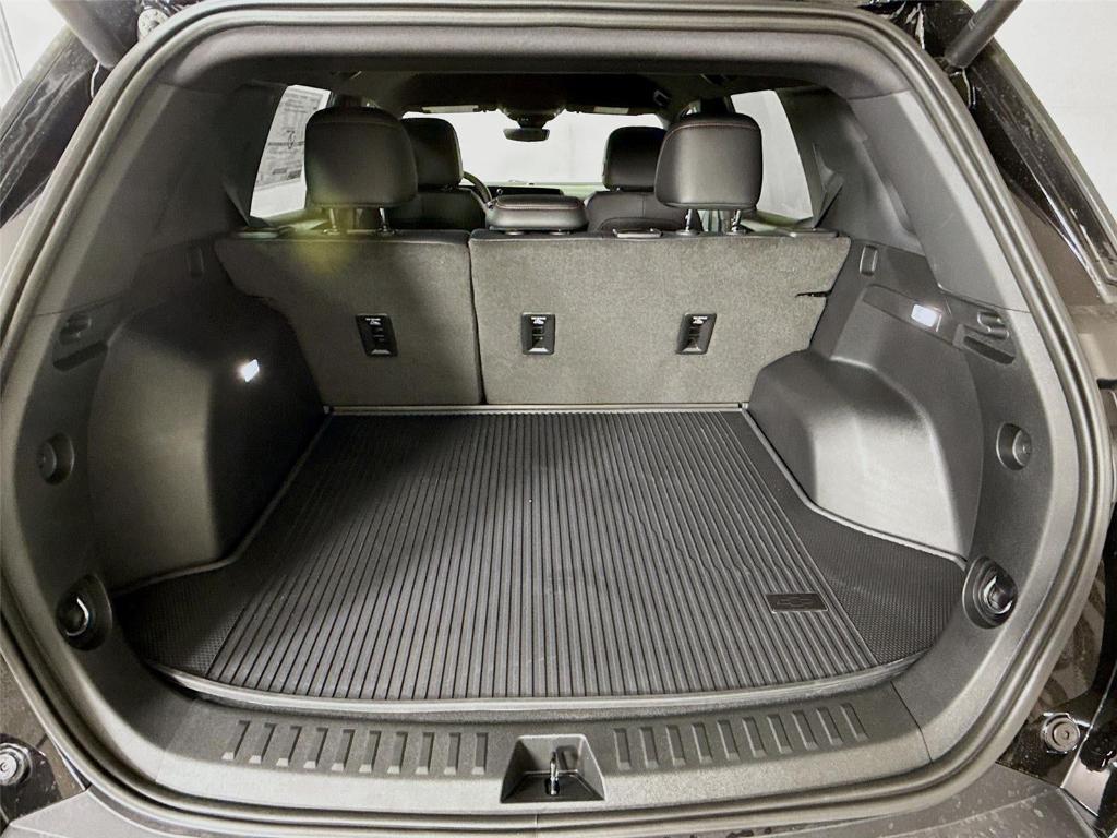 new 2026 Chevrolet Equinox car, priced at $38,399