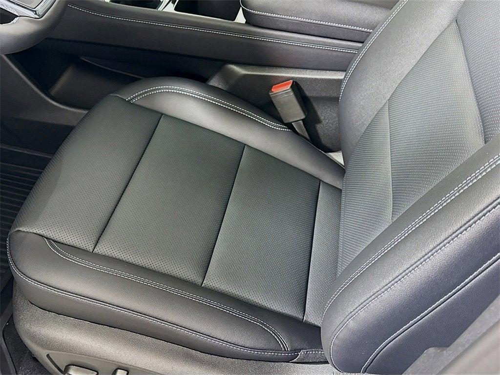 new 2026 Chevrolet Traverse car, priced at $47,890