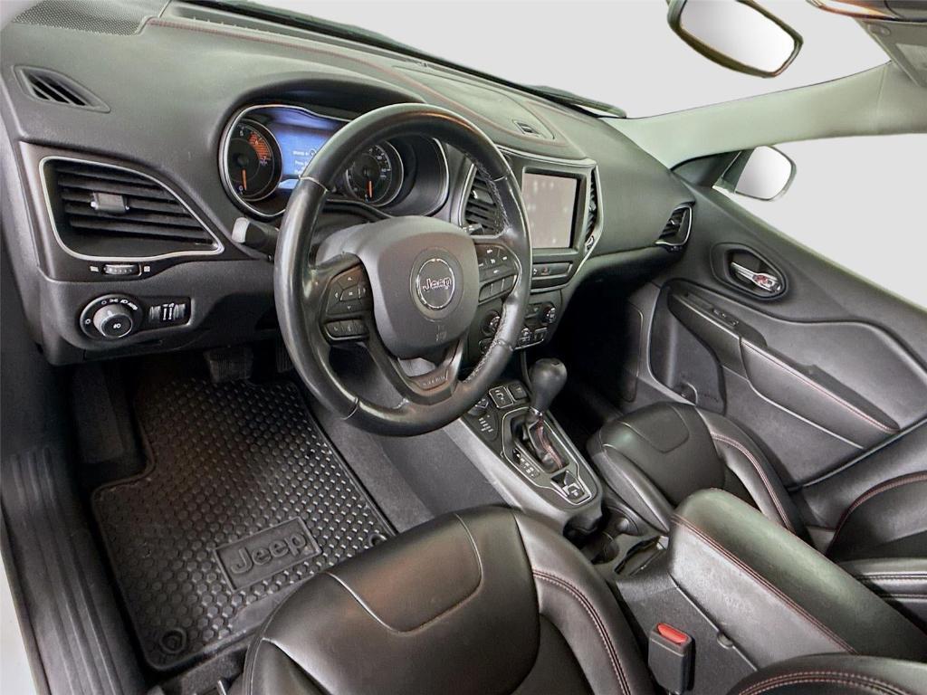 used 2019 Jeep Cherokee car, priced at $16,997