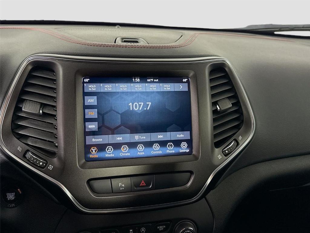 used 2019 Jeep Cherokee car, priced at $16,997