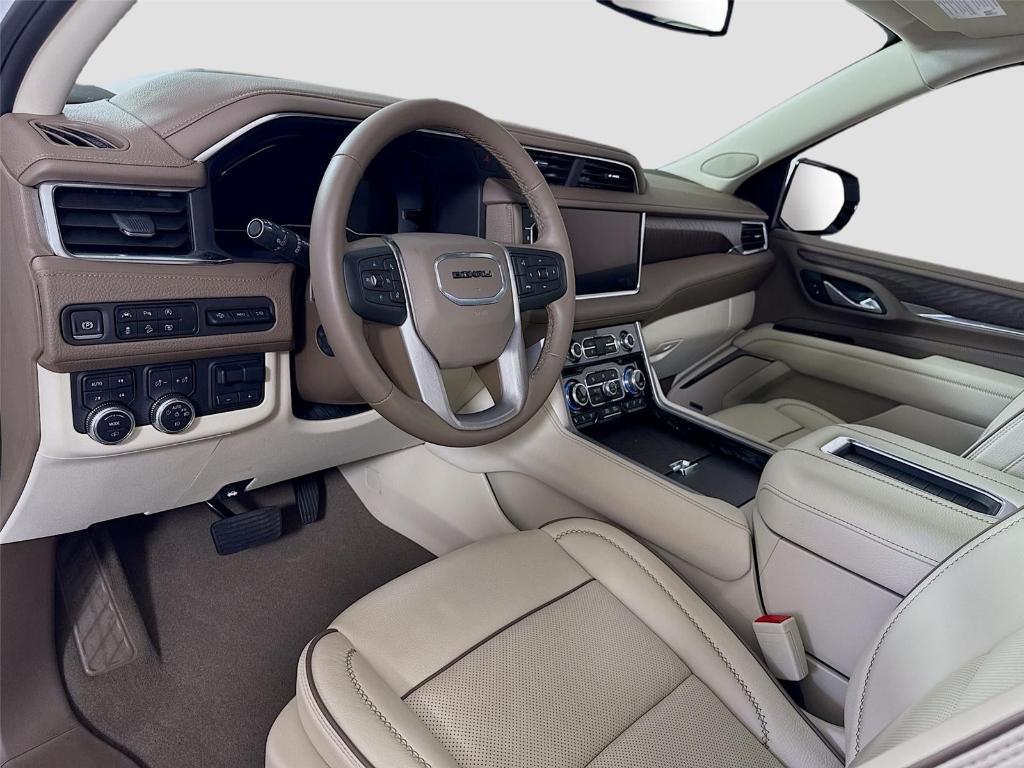 used 2024 GMC Yukon car, priced at $72,997
