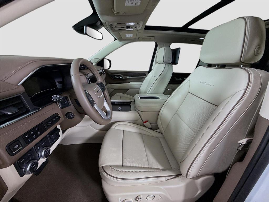 used 2024 GMC Yukon car, priced at $72,997