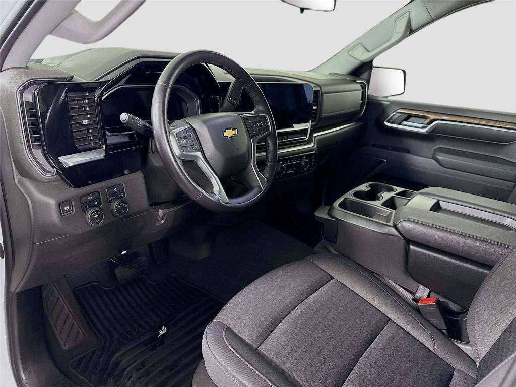 used 2022 Chevrolet Silverado 1500 car, priced at $33,997