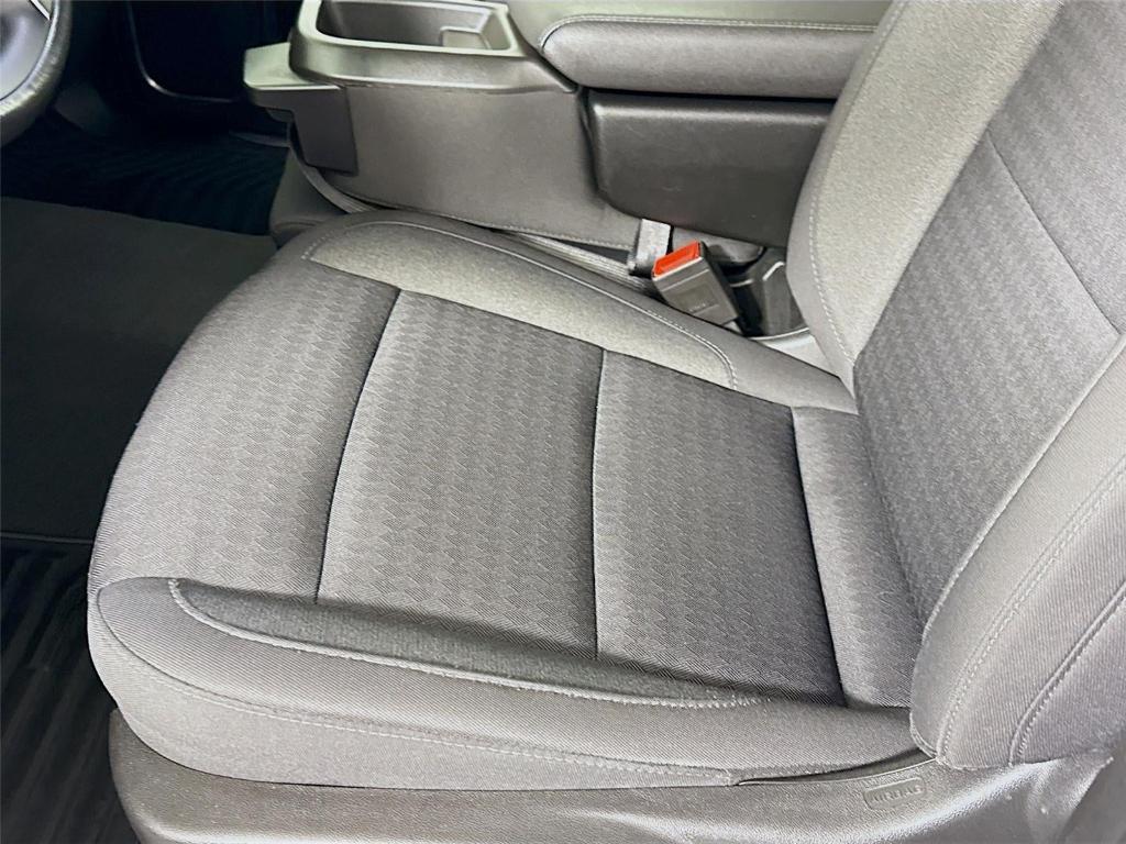 used 2022 Chevrolet Silverado 1500 car, priced at $33,997