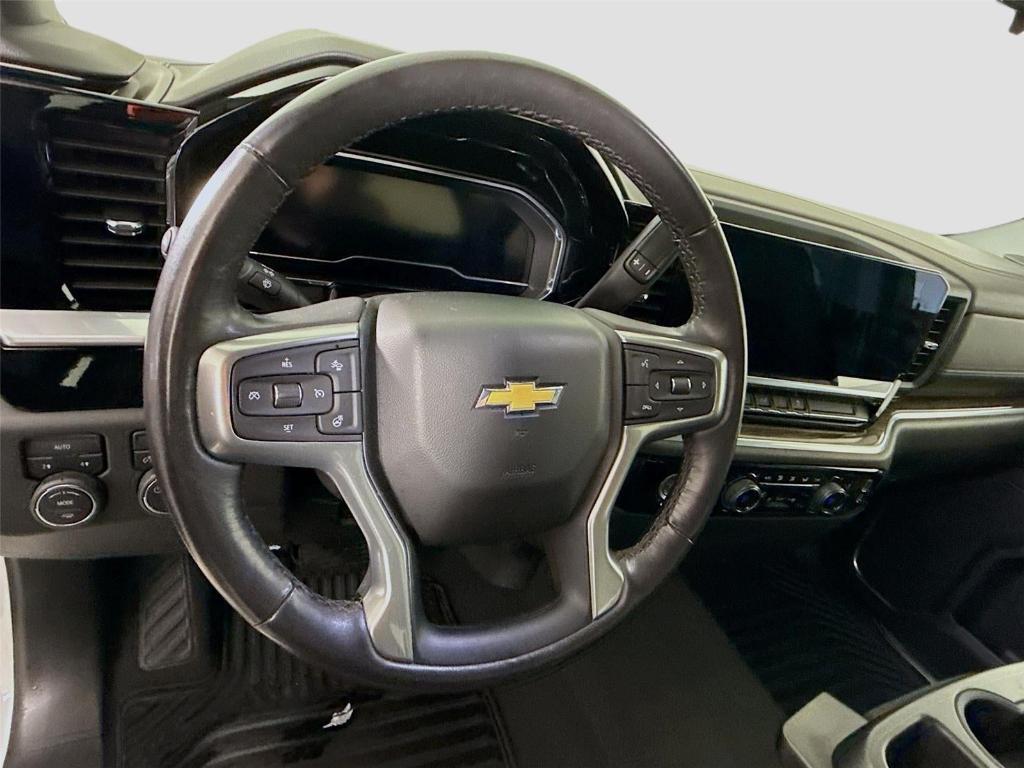 used 2022 Chevrolet Silverado 1500 car, priced at $33,997