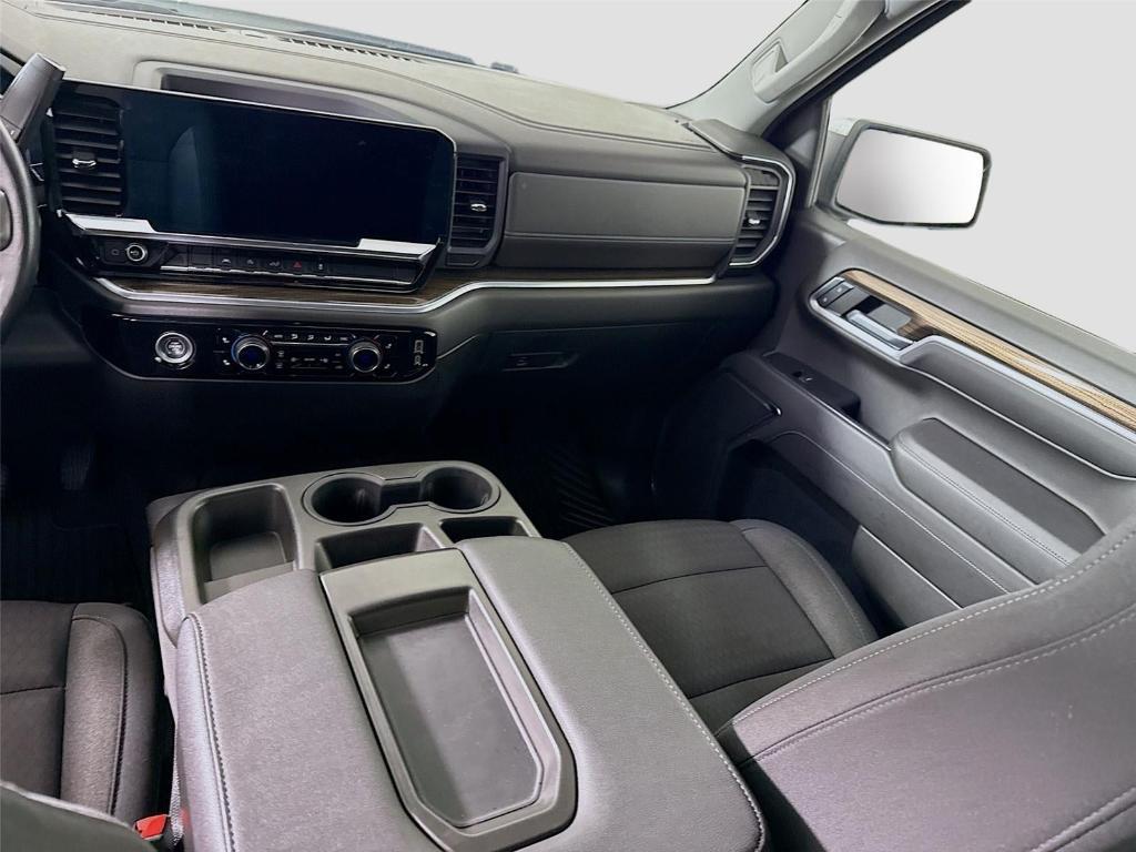 used 2022 Chevrolet Silverado 1500 car, priced at $33,997