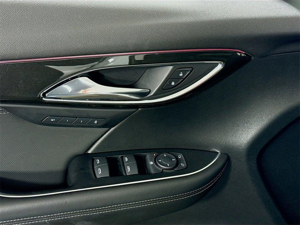 used 2025 Buick Envision car, priced at $26,997