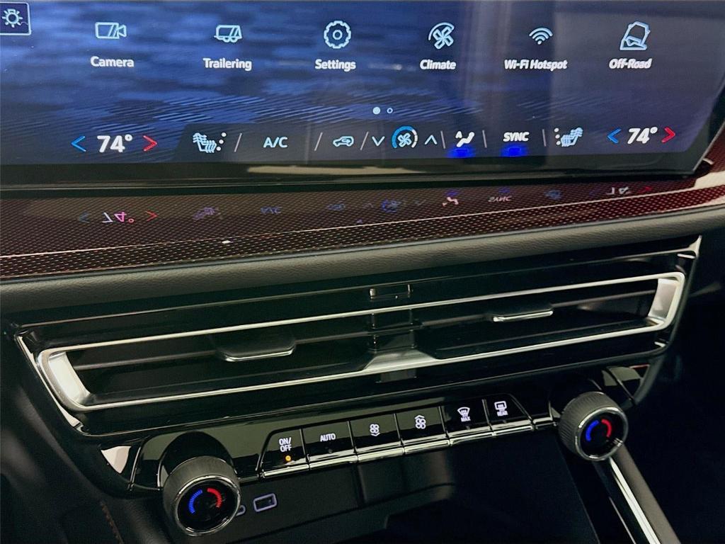 new 2026 Chevrolet Traverse car, priced at $52,705