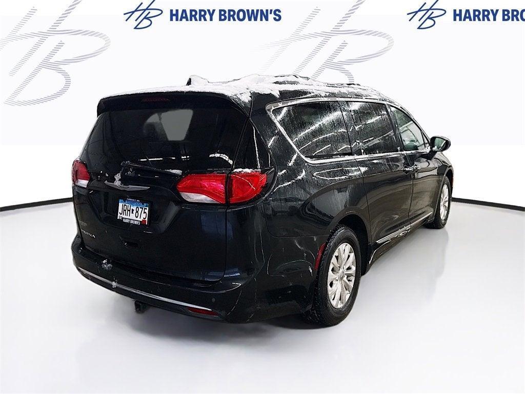 used 2017 Chrysler Pacifica car, priced at $10,997