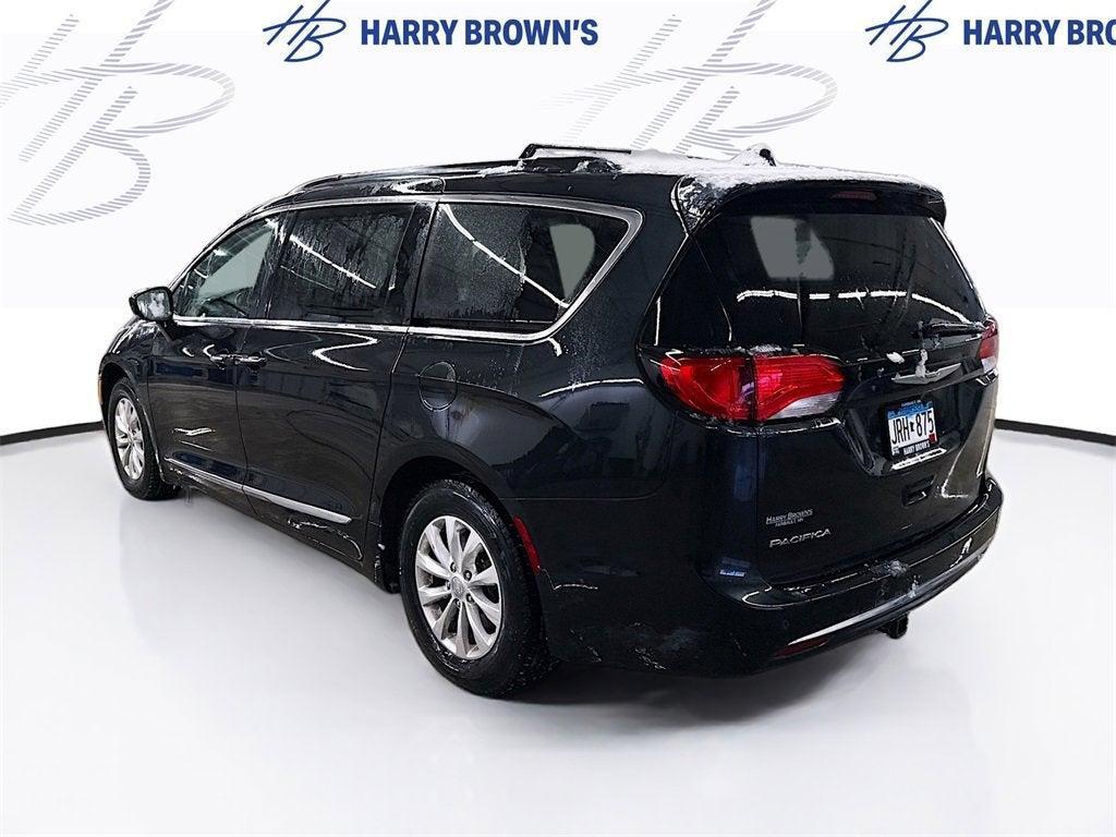 used 2017 Chrysler Pacifica car, priced at $10,997
