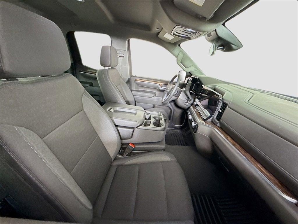 used 2025 GMC Sierra 1500 car, priced at $39,997