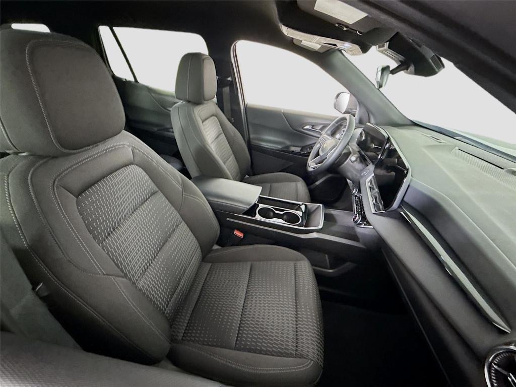 used 2025 Chevrolet Equinox car, priced at $22,697