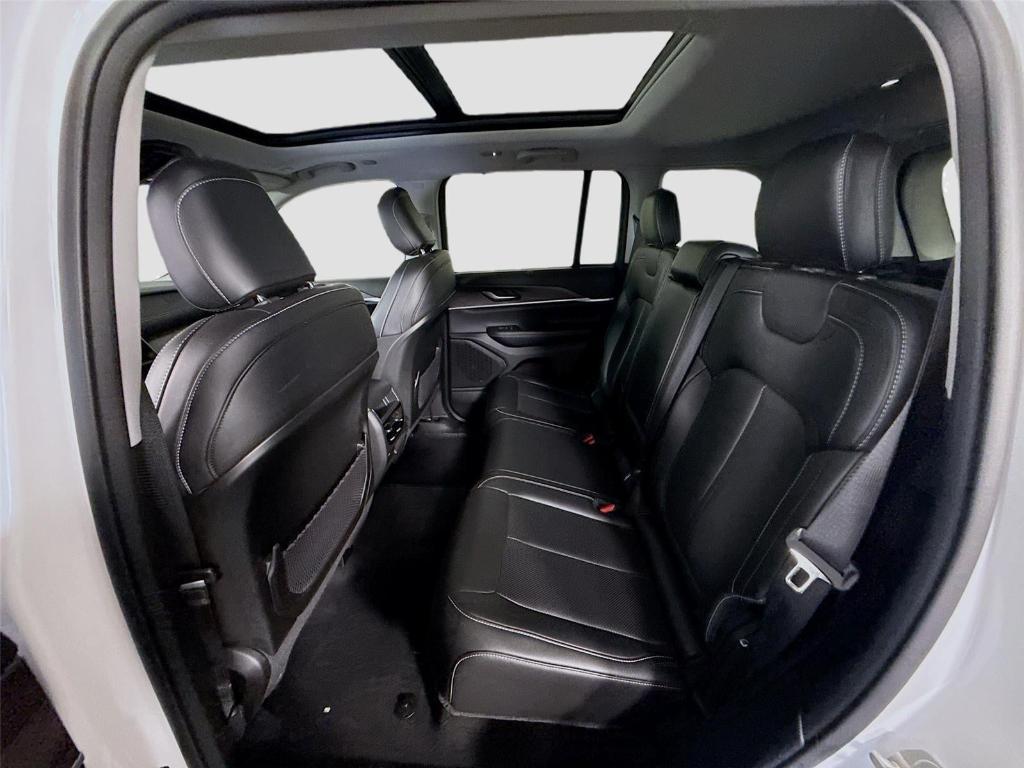 used 2023 Jeep Grand Cherokee car, priced at $31,997