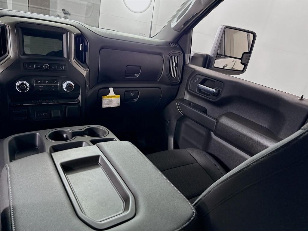 new 2026 GMC Sierra 2500 car, priced at $57,115