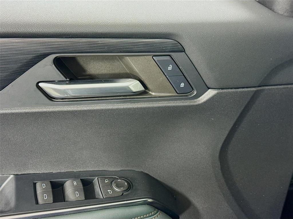 used 2024 GMC Acadia car, priced at $36,999