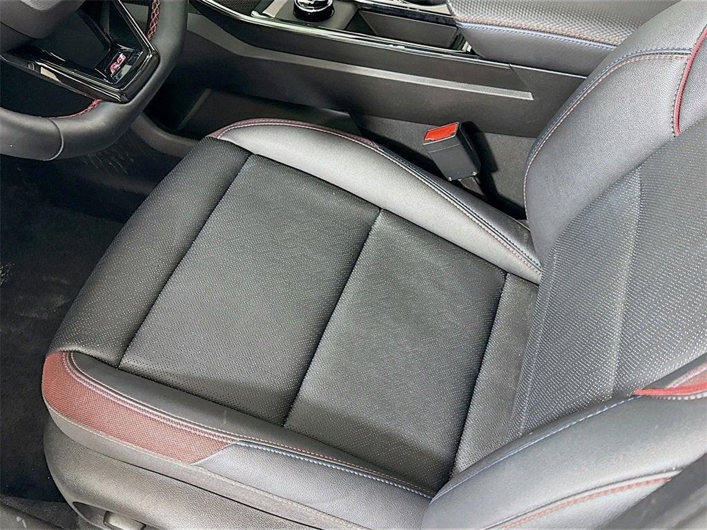 used 2025 Chevrolet Equinox car, priced at $31,297