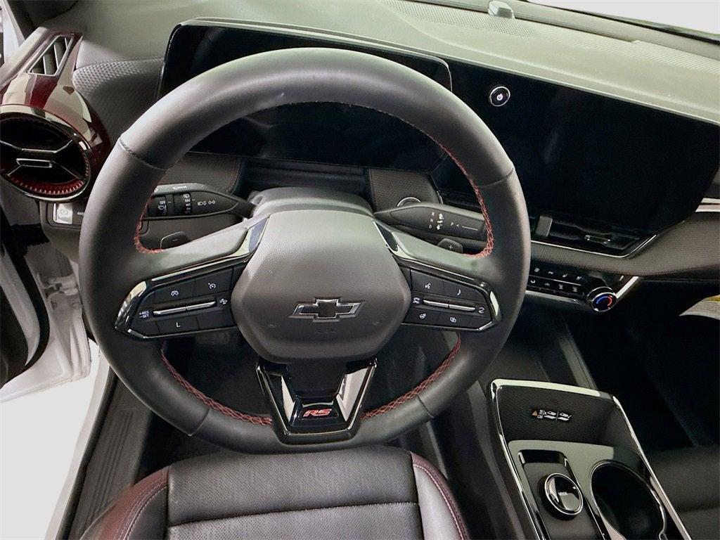 used 2025 Chevrolet Equinox car, priced at $31,297