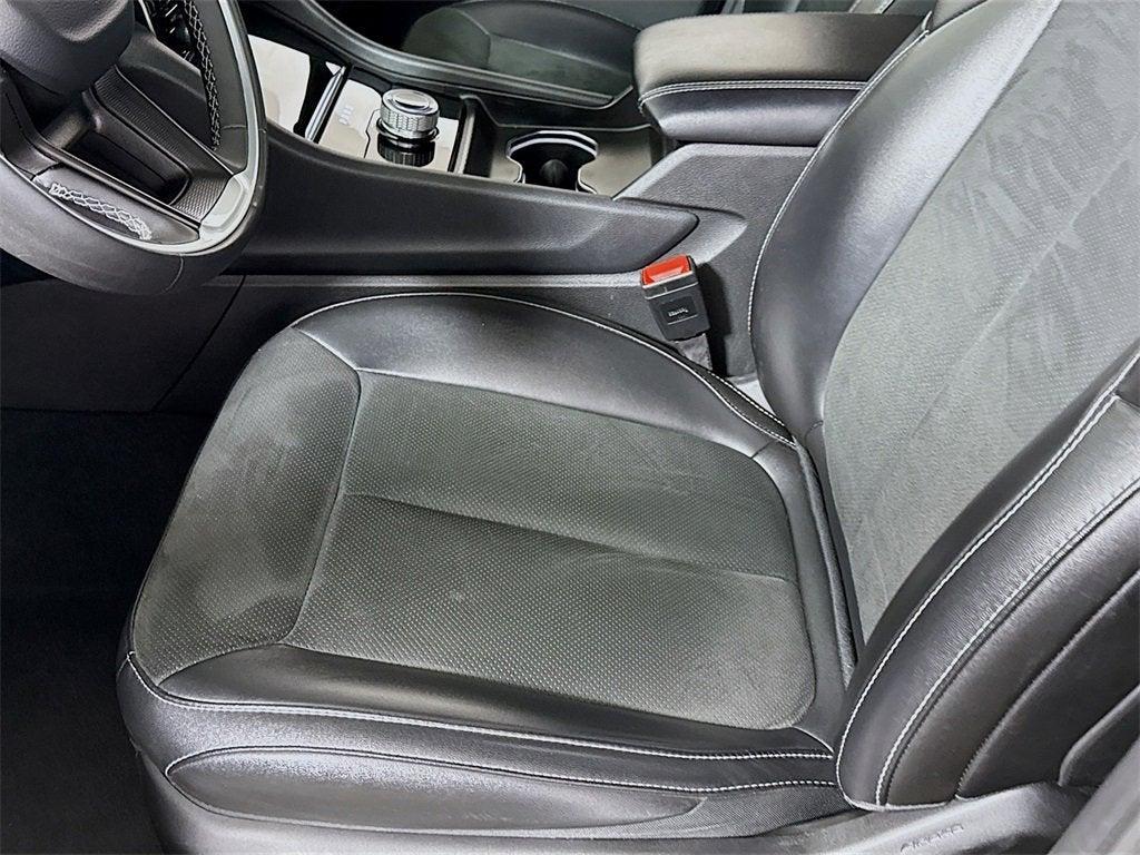 used 2024 Jeep Grand Cherokee L car, priced at $28,697